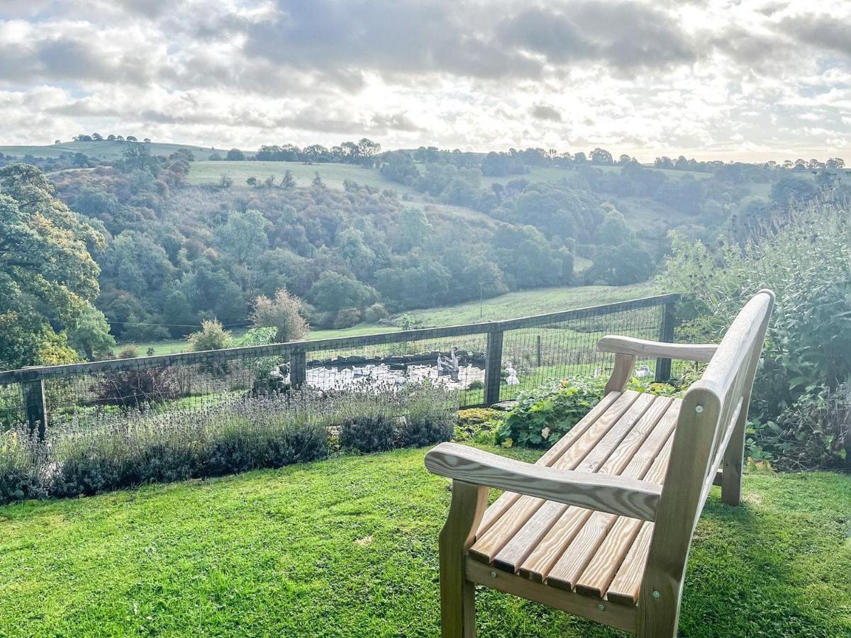 Lea Hall Farmhouse Tissington ภายนอก รูปภาพ
