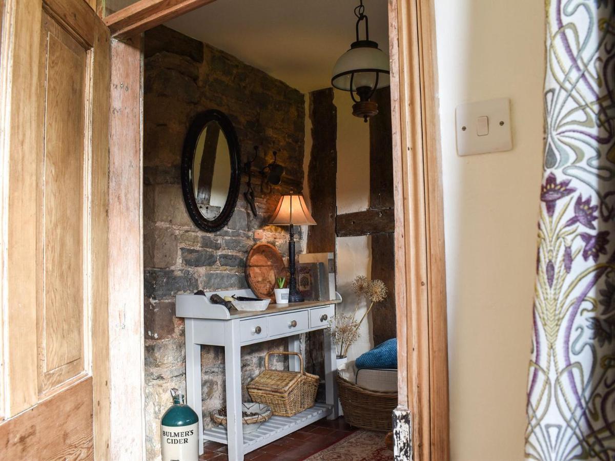 Lea Hall Farmhouse Tissington ภายนอก รูปภาพ