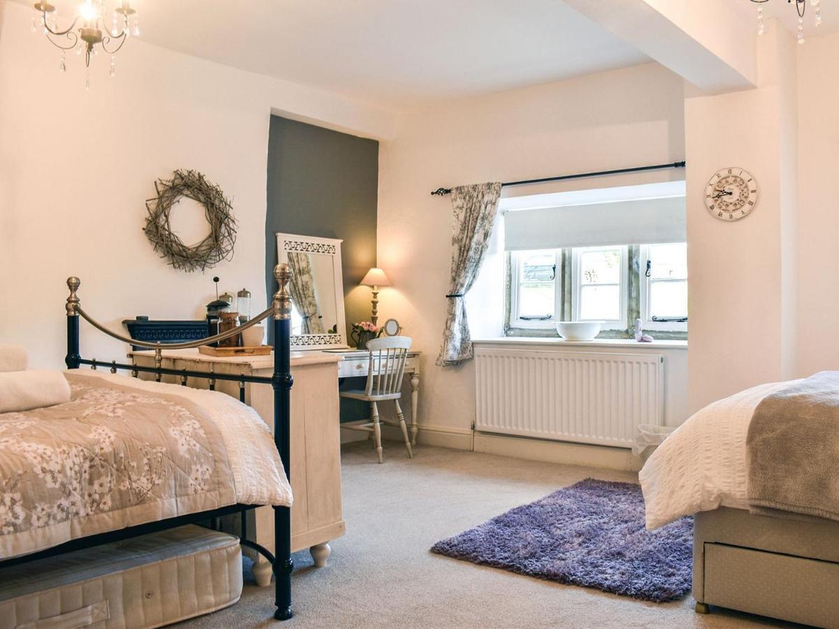 Lea Hall Farmhouse Tissington ภายนอก รูปภาพ